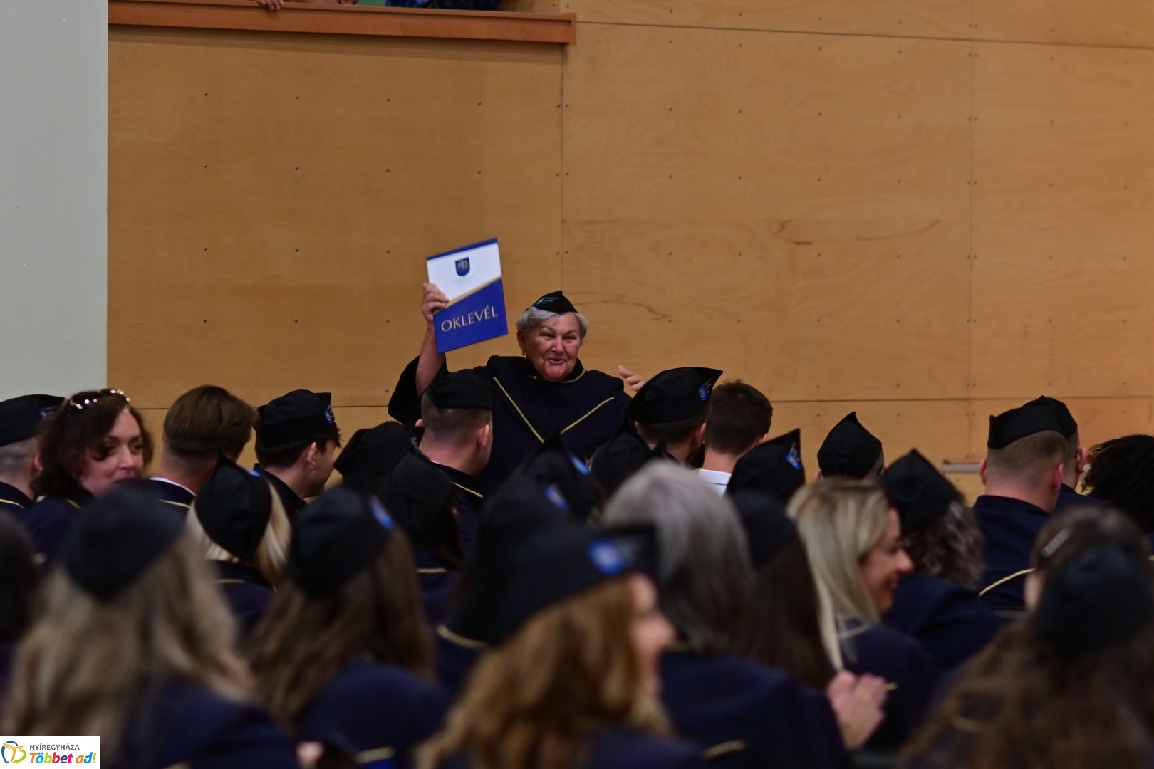 Oklevélátadó Ünnepi Szenátusi Ülés az egyetemen 2025 júliusában