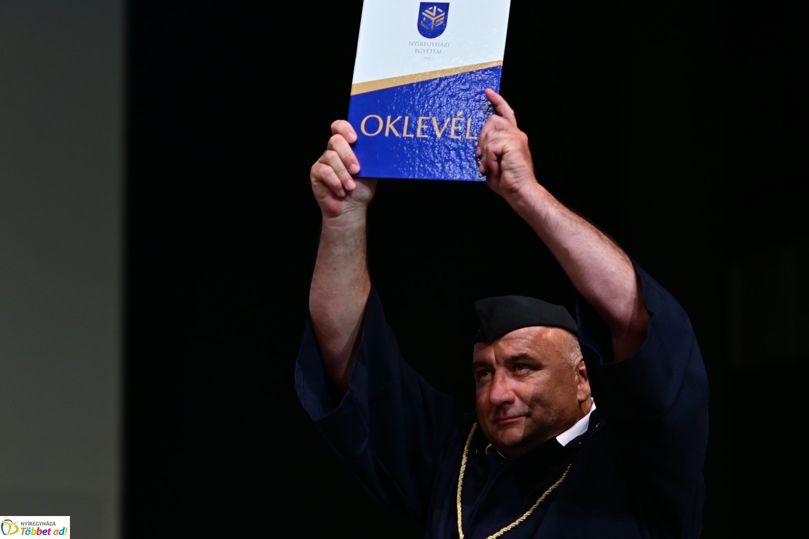 Oklevélátadó Ünnepi Szenátusi Ülés az egyetemen 2025 júliusában