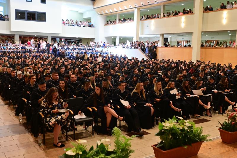 Oklevélátadó Ünnepi Szenátusi Ülés az egyetemen 2025 júliusában