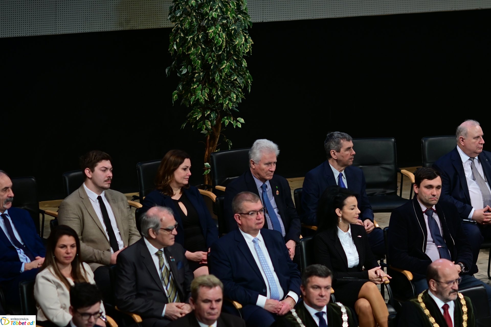Oklevélátadó Ünnepi Szenátusi Ülés a Nyíregyházi Egyetemen 2025 februárjában
