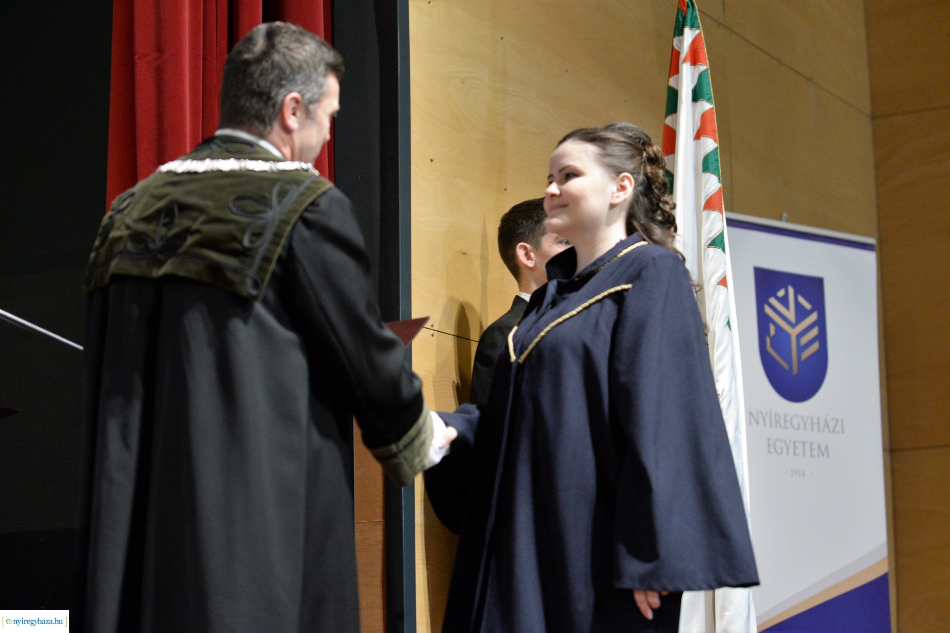 Oklevélátadó ünnepség a Nyíregyházi Egyetemen