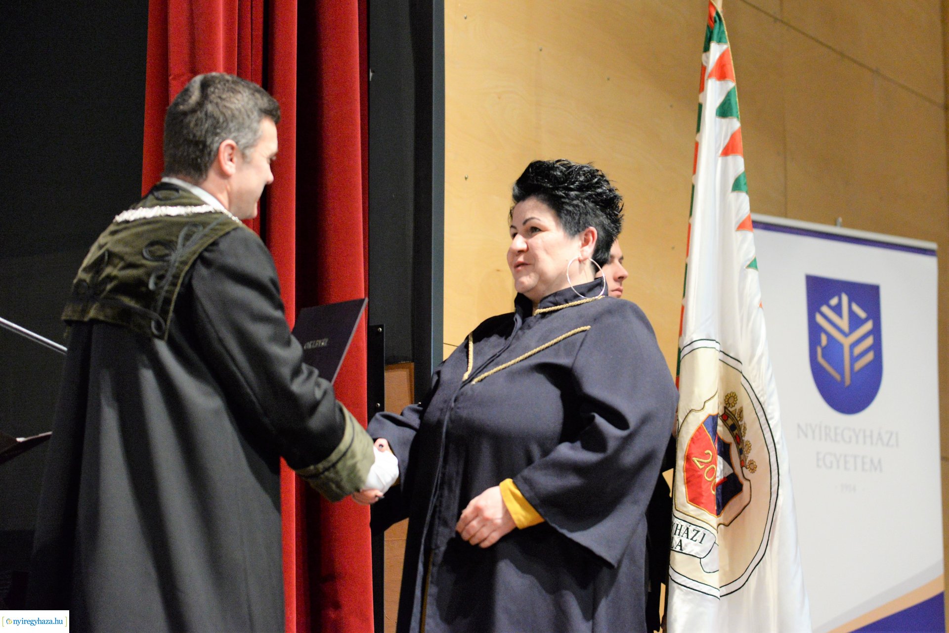 Oklevélátadó ünnepség a Nyíregyházi Egyetemen