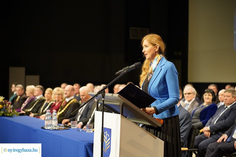 Oklevélátadó ünnepség az egyetemen