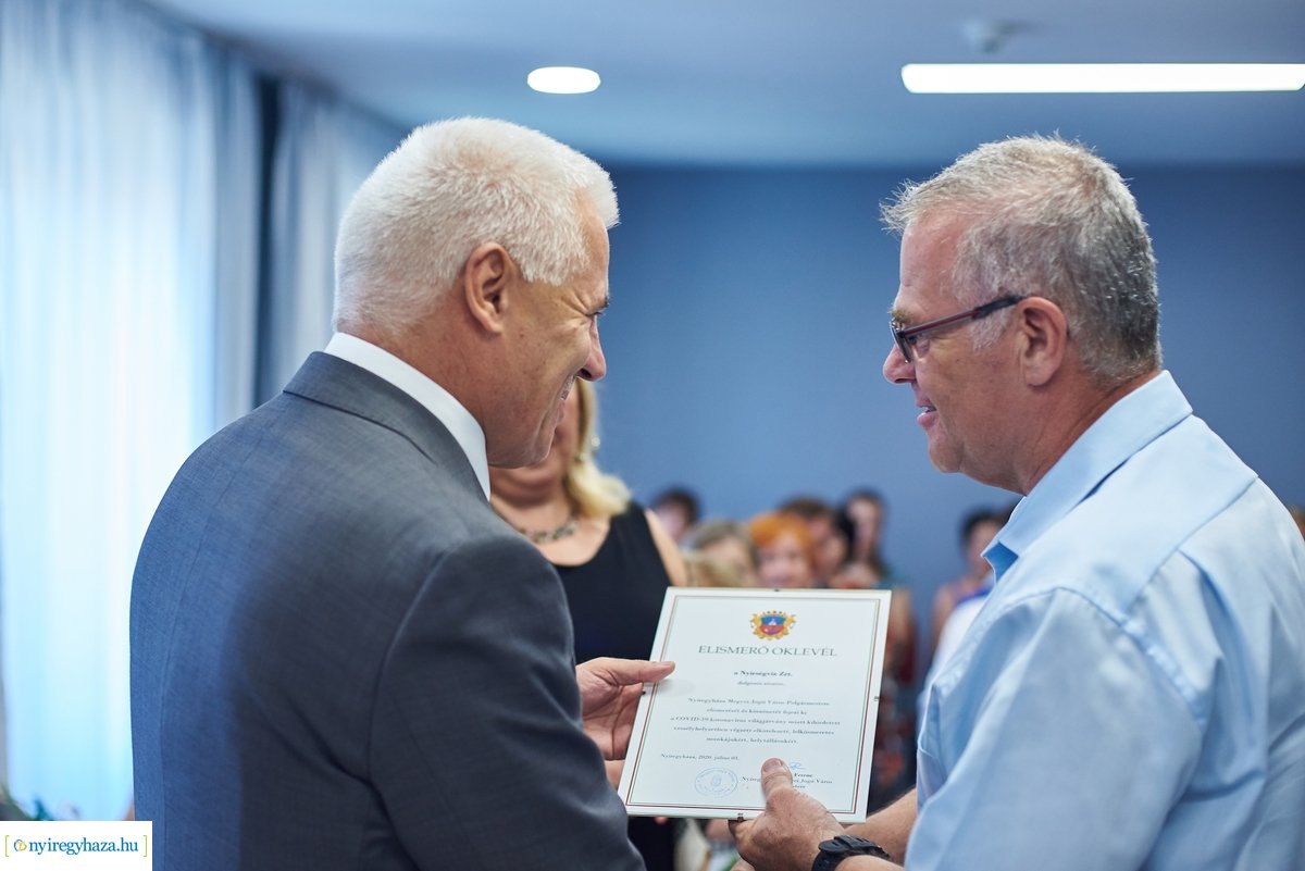 Oklevelek átadása a Kállay Kúriában