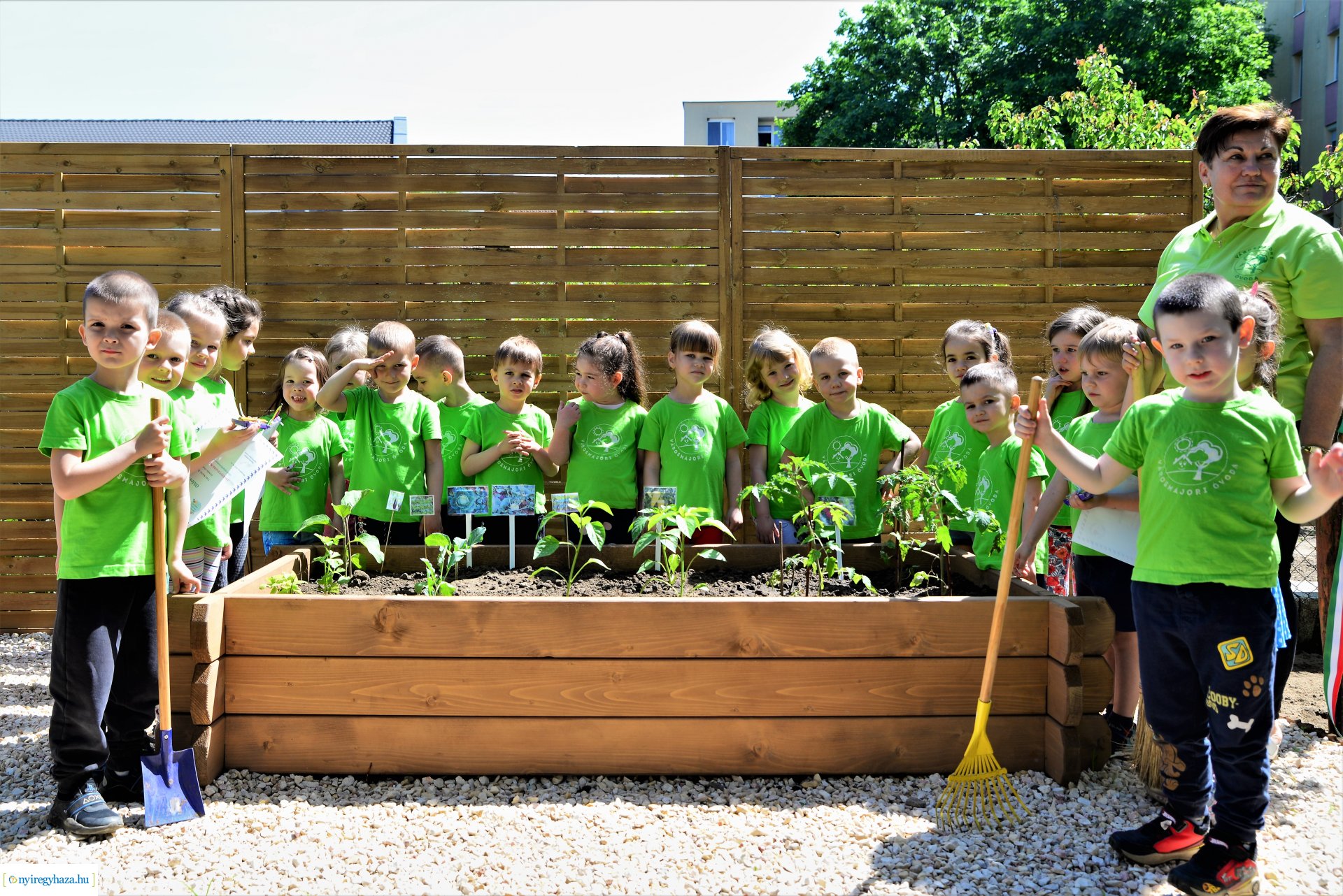Ökokert átadás a Városmajor utcai óvodában