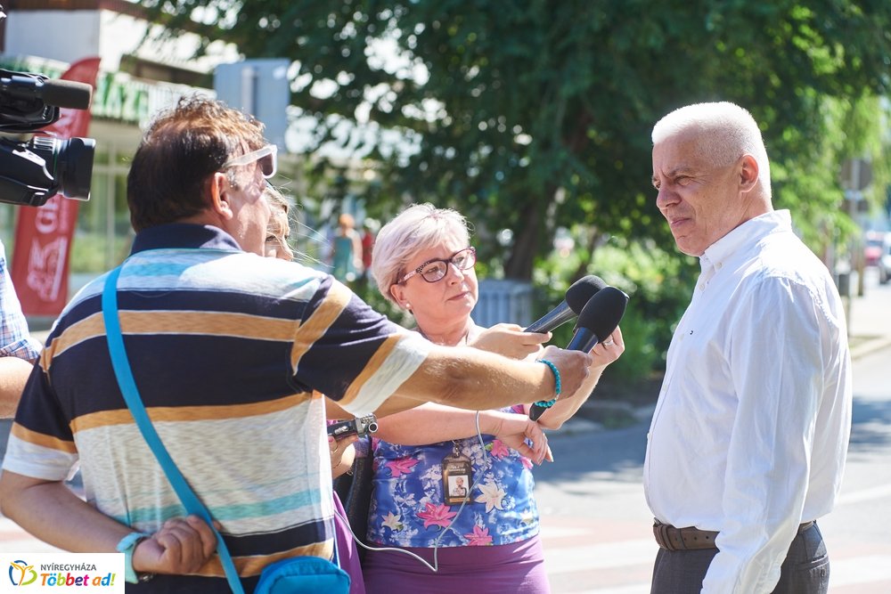 Okos-zebra a Kálvin téren