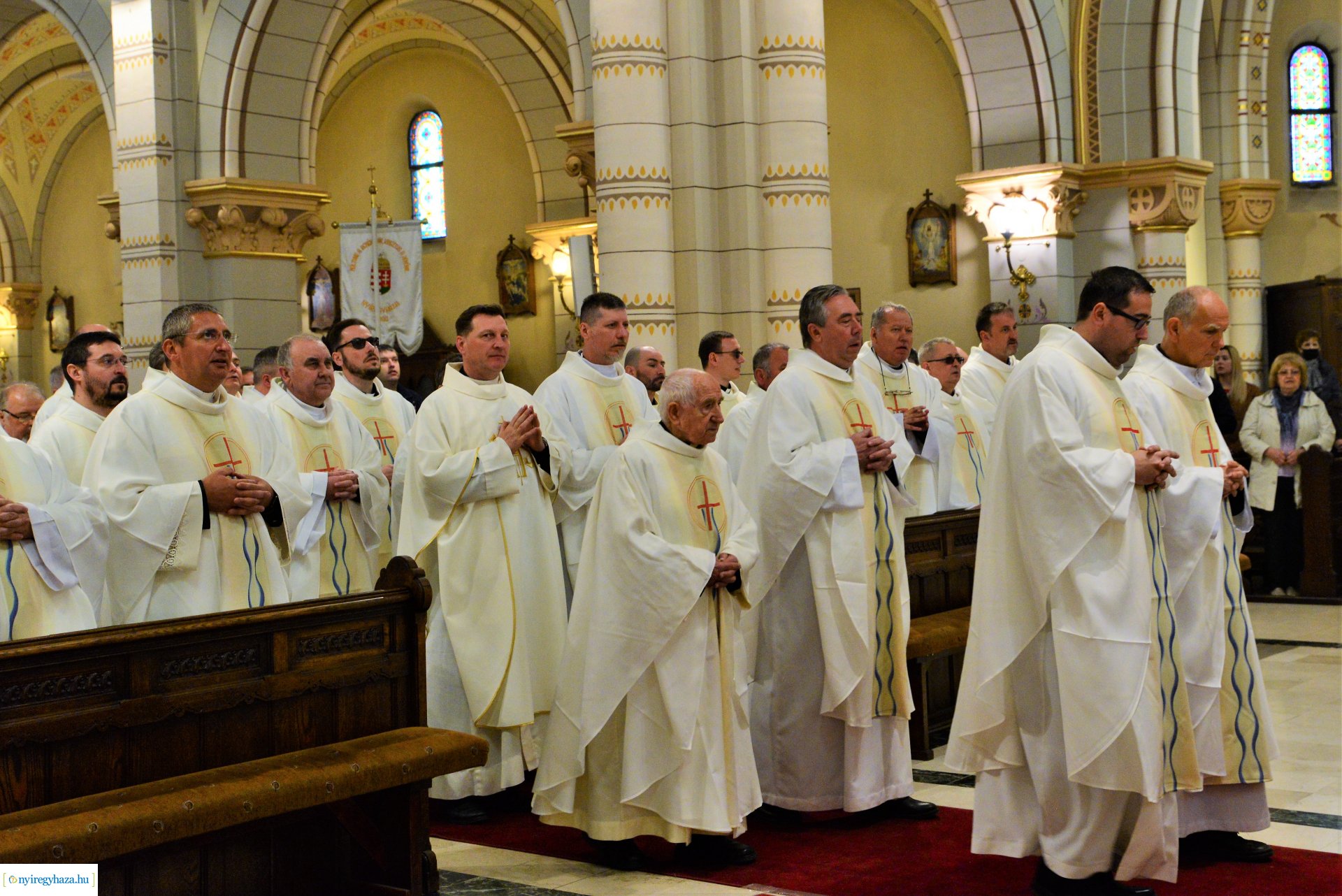 Olajszentelési szentmise a Magyarok Nagyasszonya társszékesegyházban