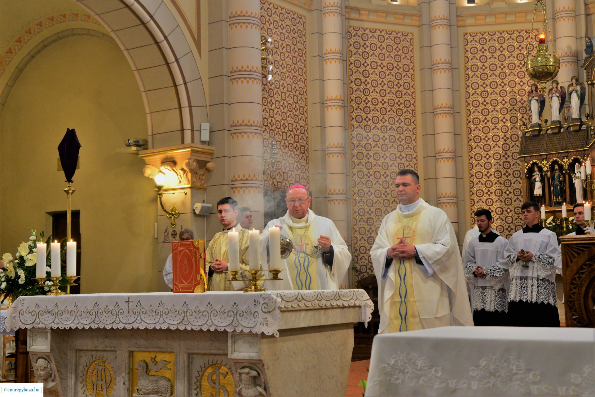 Olajszentelési szentmise a Magyarok Nagyasszonya társszékesegyházban