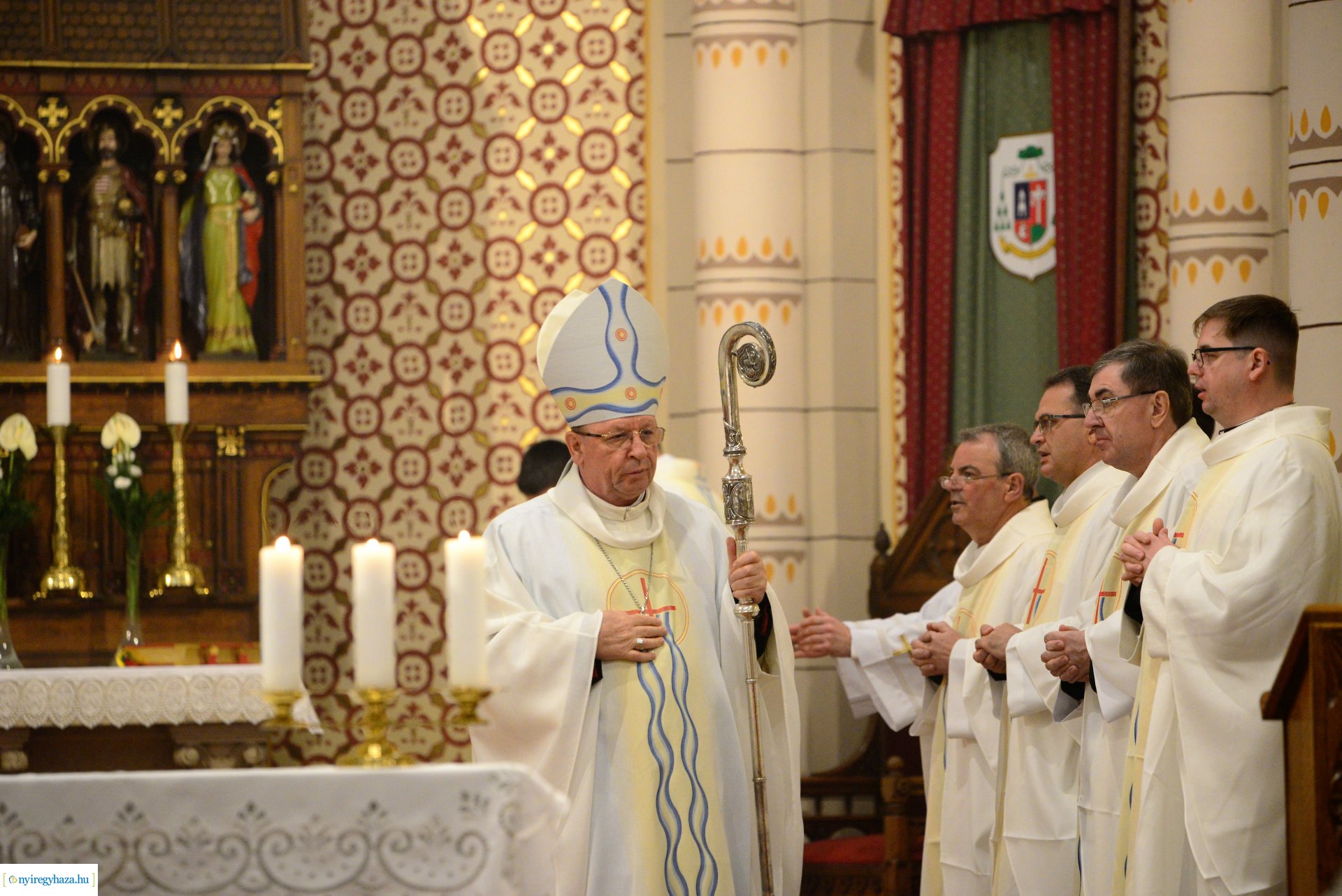 Olajszentelési szentmise a Magyarok Nagyasszonya társszékesegyházban