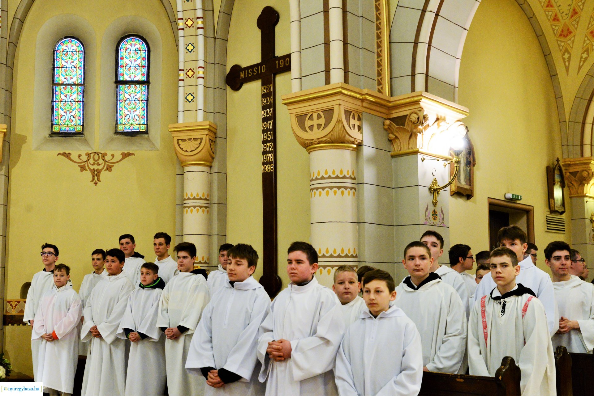 Olajszentelési szentmise a Magyarok Nagyasszonya társszékesegyházban