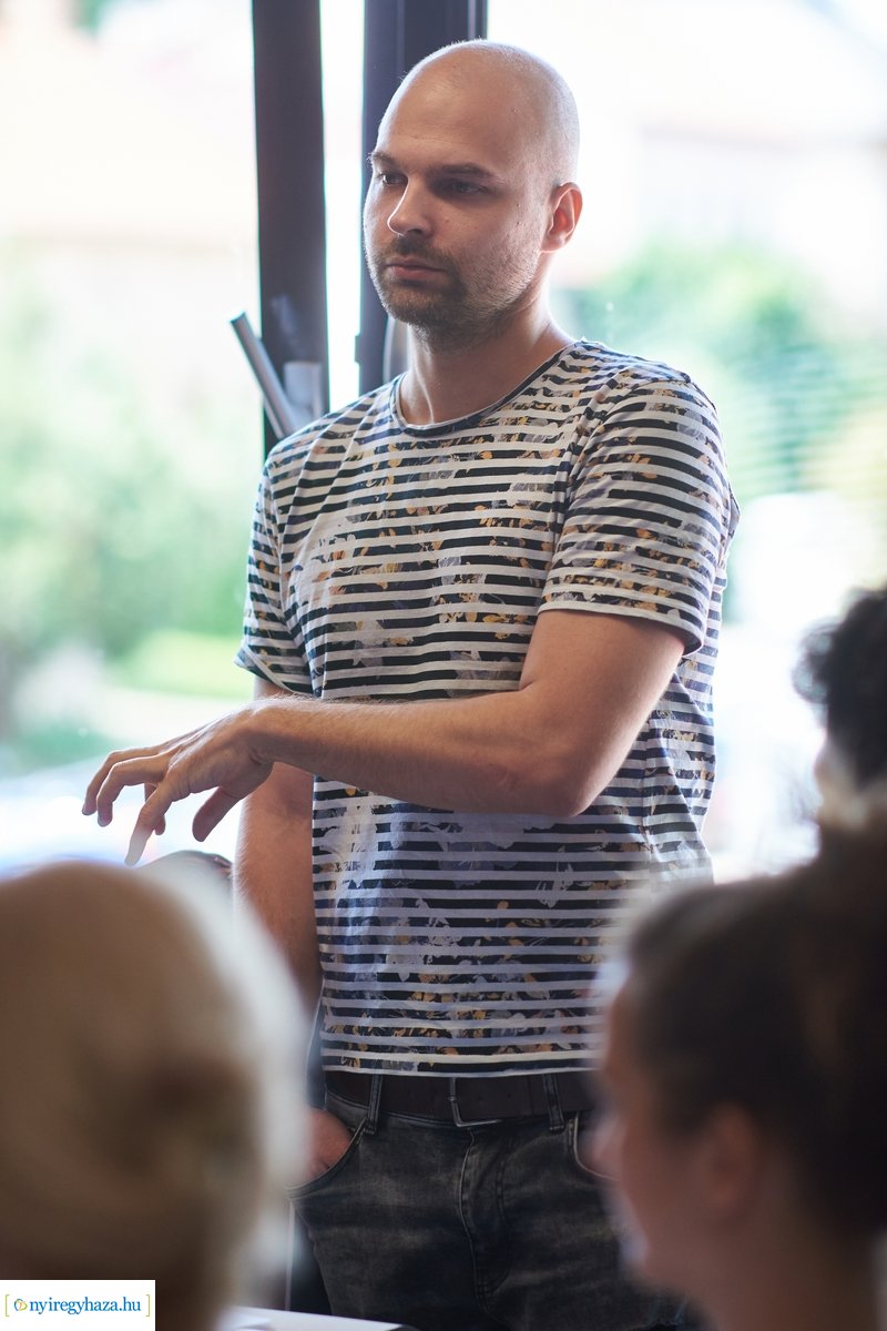 Olvasópróba - Édes Charity