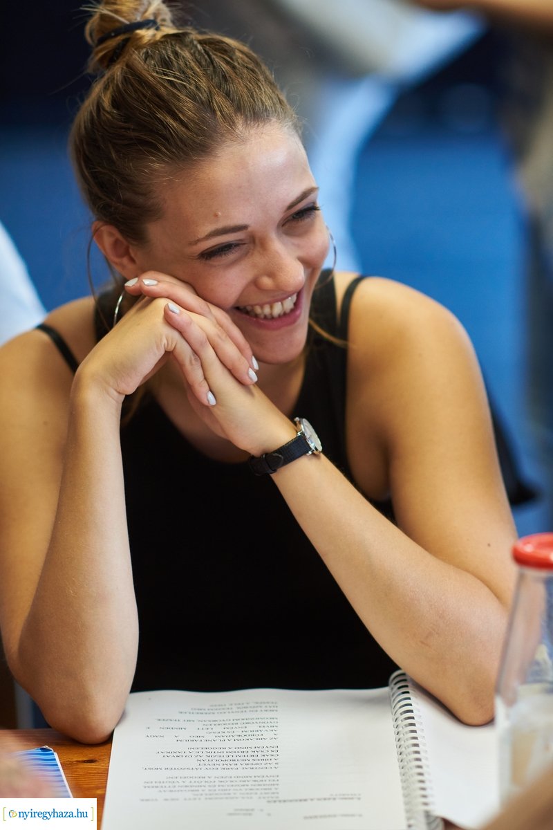 Olvasópróba - Édes Charity