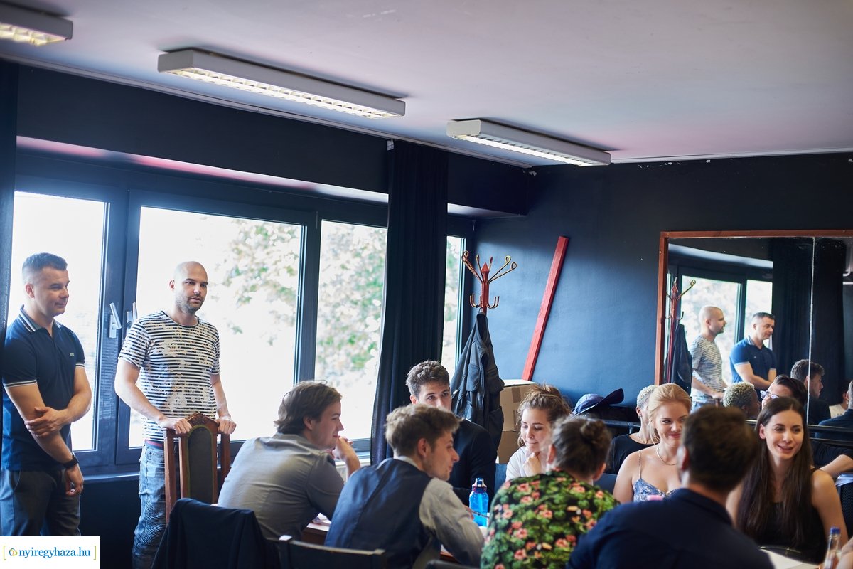 Olvasópróba - Édes Charity