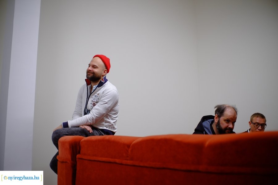 Olvasópróba - Szépség és szörnyeteg 20240108