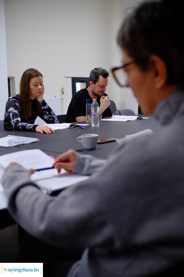 Olvasópróba - Szépség és szörnyeteg 20240108