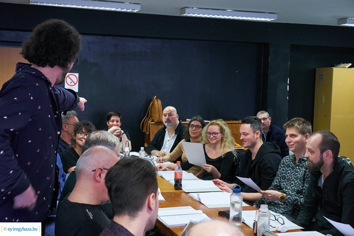 Olvasópróba - Úri muri