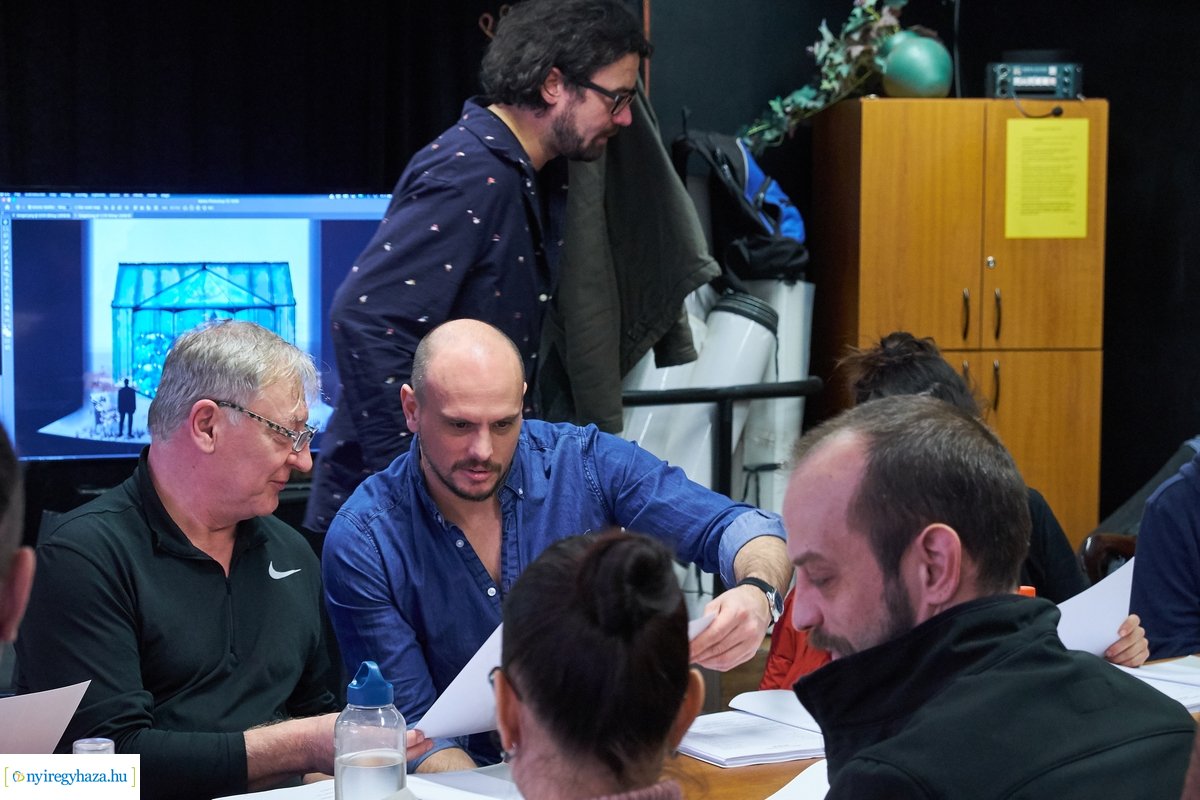 Olvasópróba - Úri muri