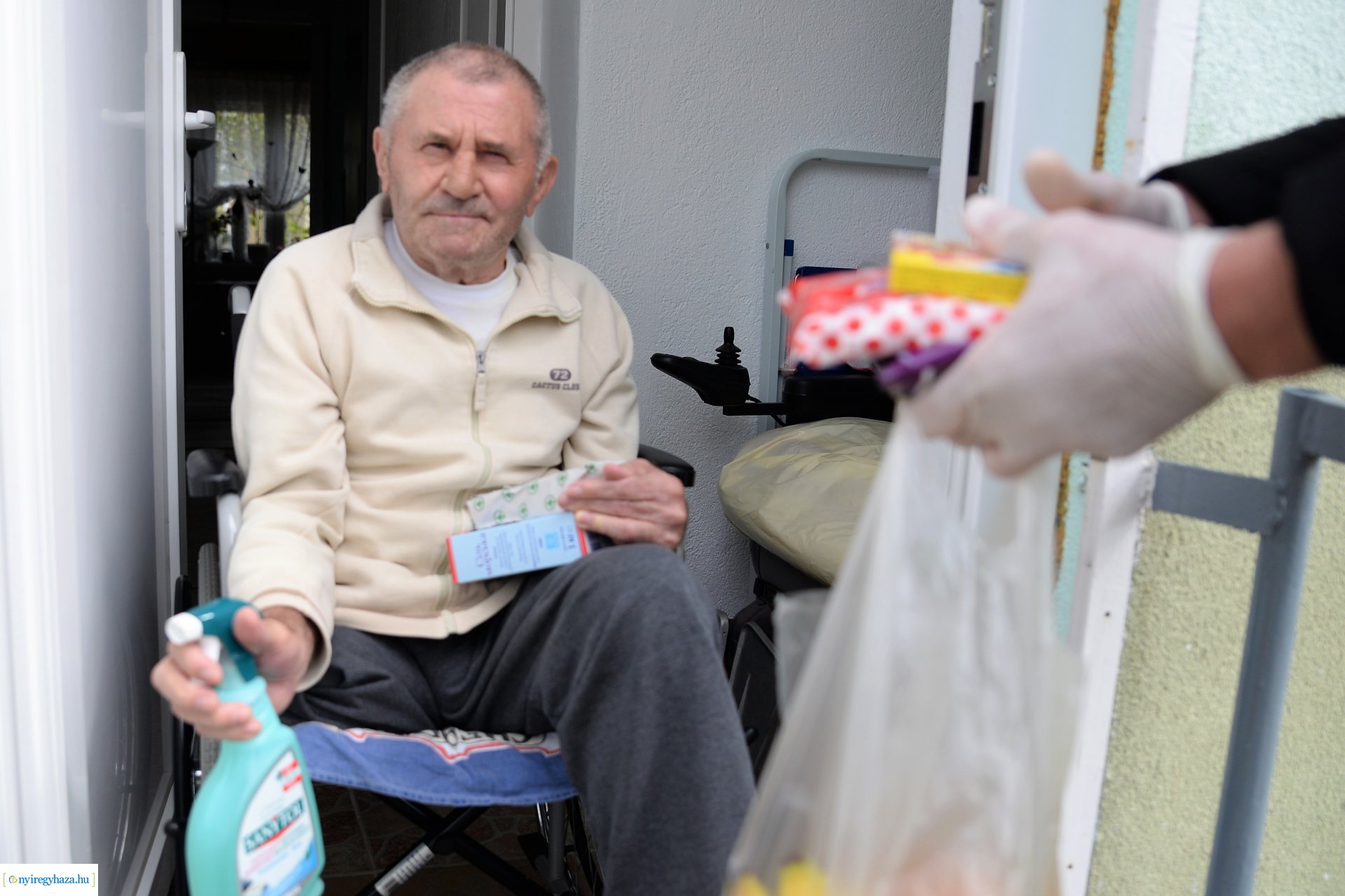 Önkéntes segítség a járvány idején