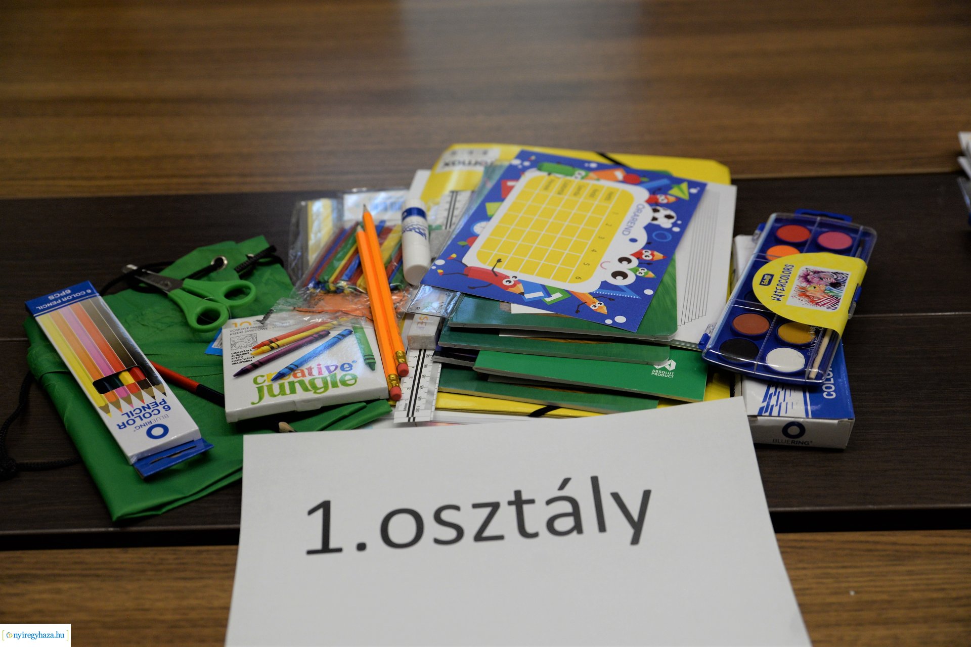 Önkormányzati segítség - tanszercsomag alsósoknak