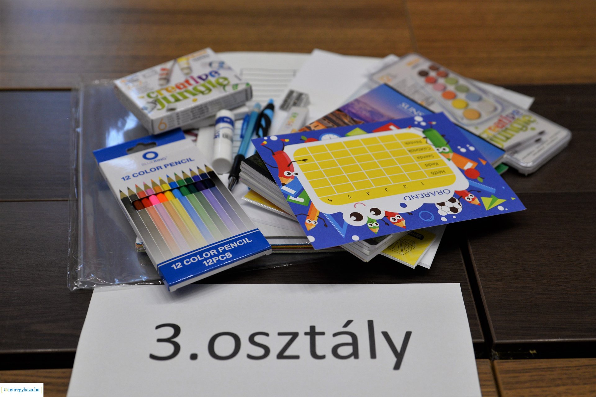 Önkormányzati segítség - tanszercsomag alsósoknak