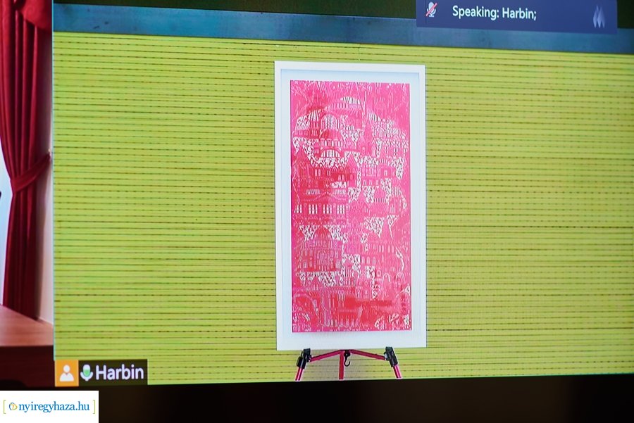 Online együttműködési megállapodás Harbinnal