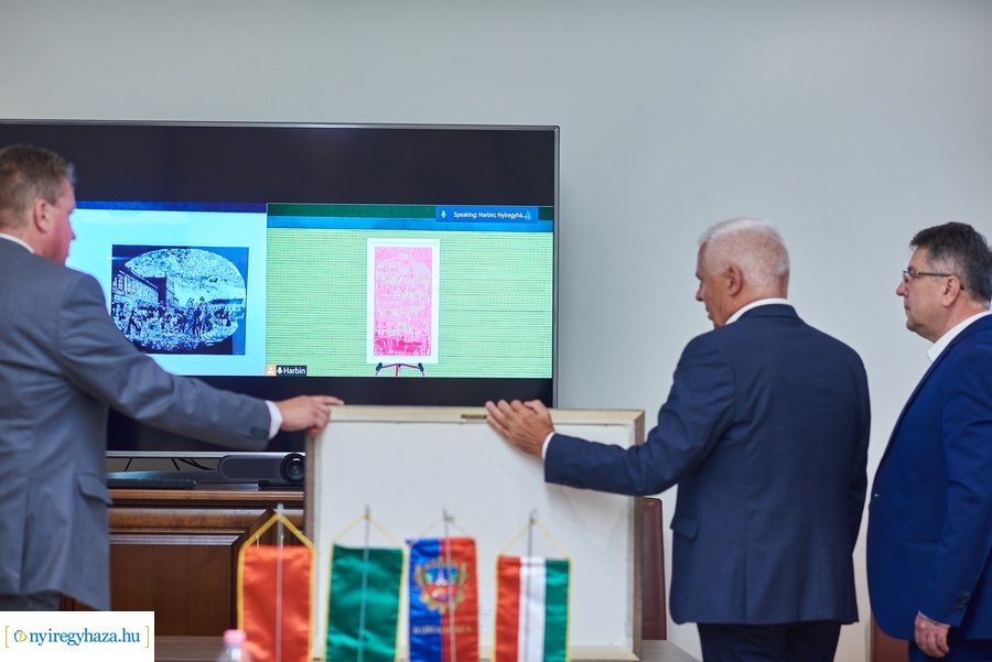 Online együttműködési megállapodás Harbinnal