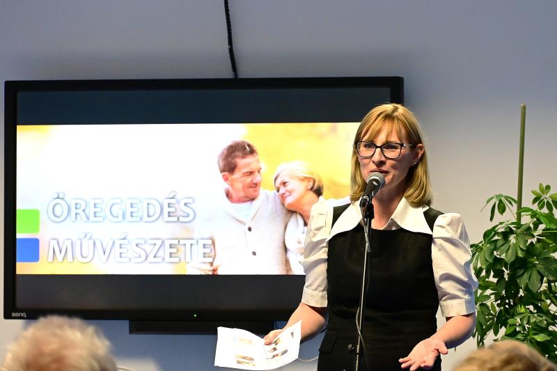 Öregedés művészete - Baloghné Szűcs Zsuzsanna előadása