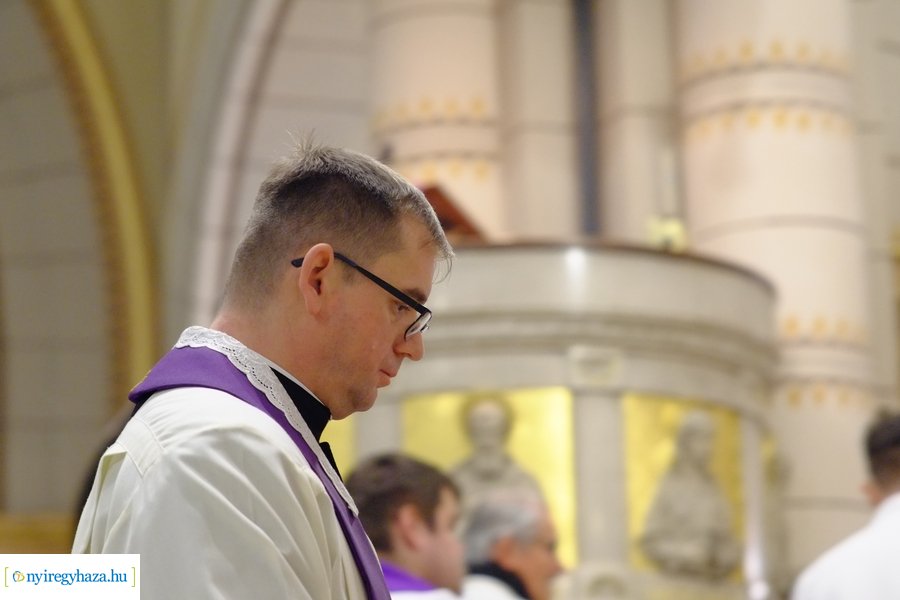 Orgona áldás a Magyarok Nagyasszonya Társszékesegyházban