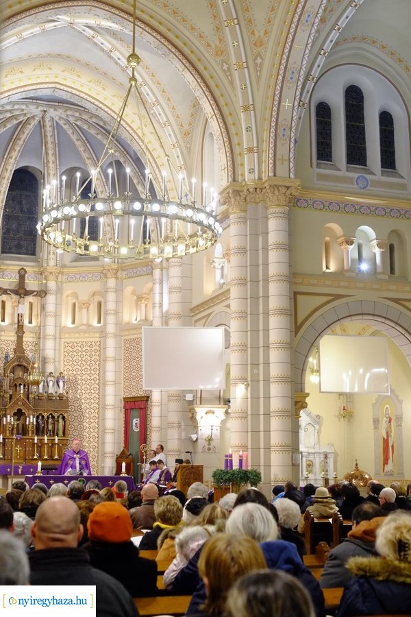 Orgona áldás a Magyarok Nagyasszonya Társszékesegyházban