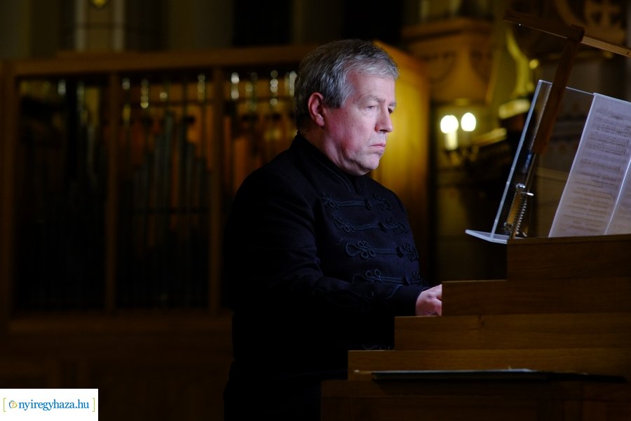 Orgona áldás a Magyarok Nagyasszonya Társszékesegyházban