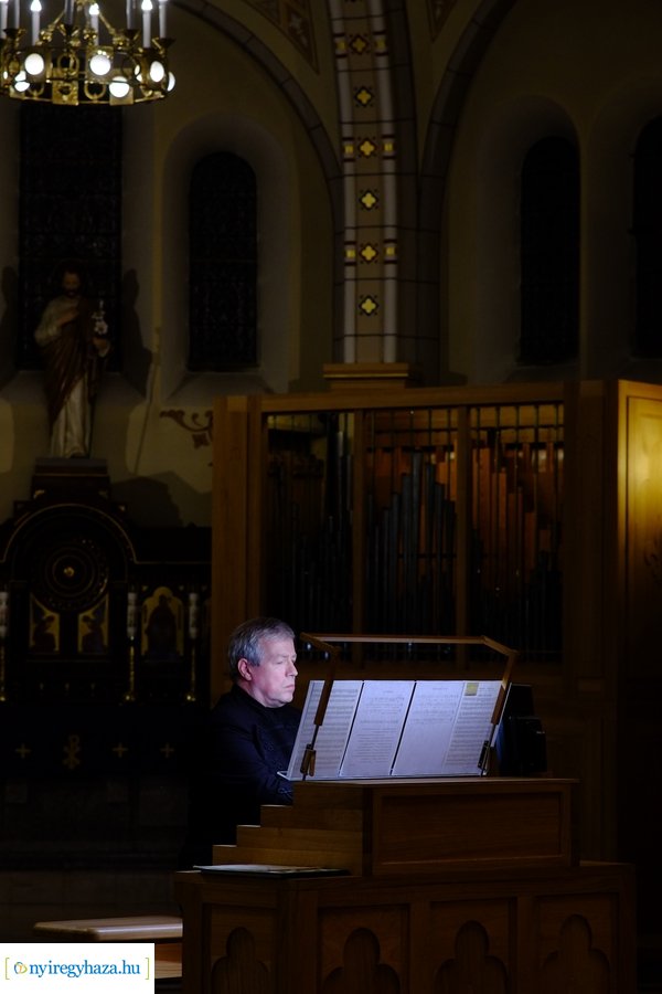 Orgona áldás a Magyarok Nagyasszonya Társszékesegyházban