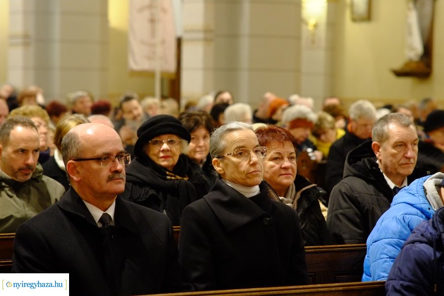 Orgona áldás a Magyarok Nagyasszonya Társszékesegyházban