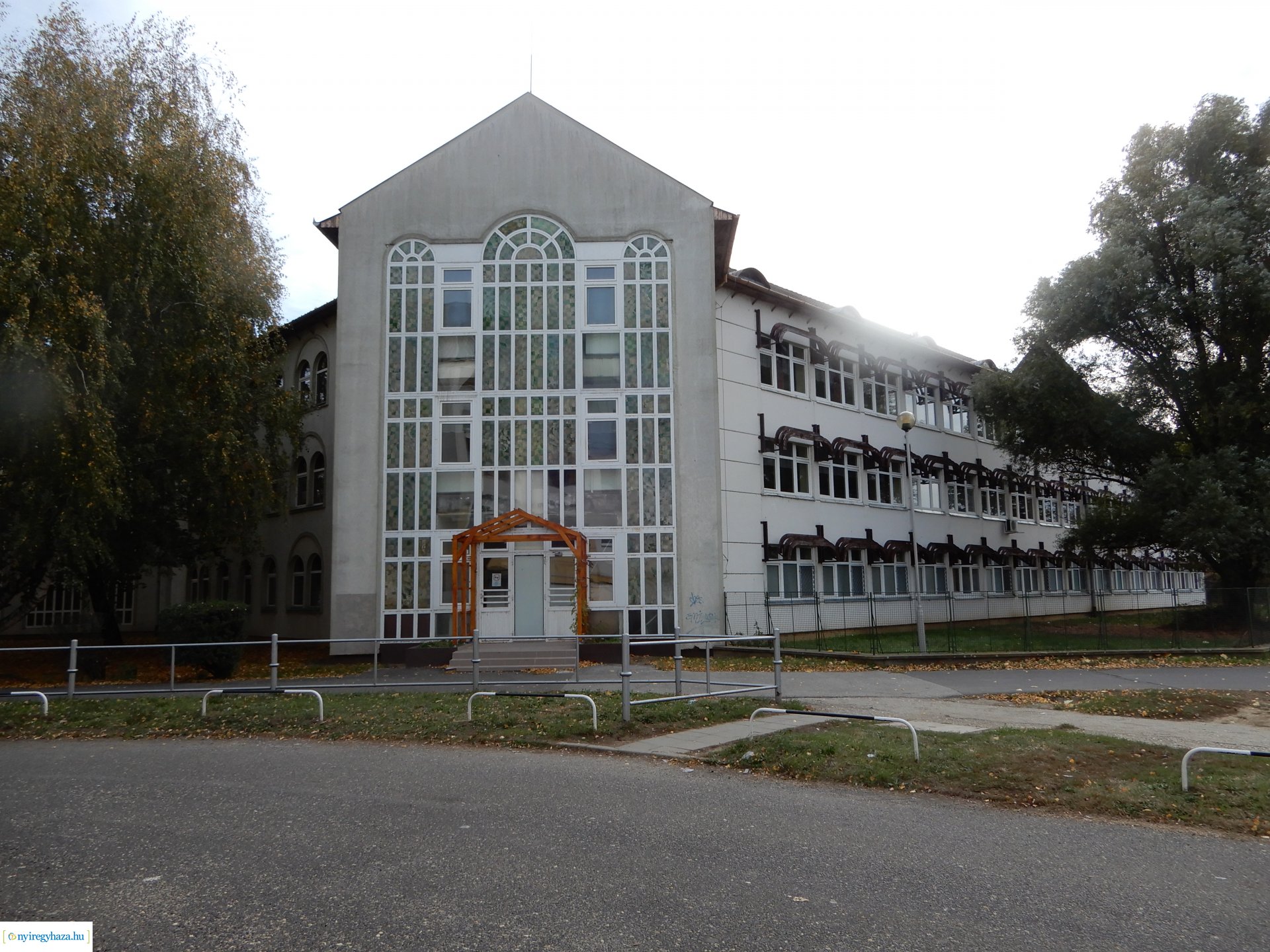 Örökösföldi iskolák