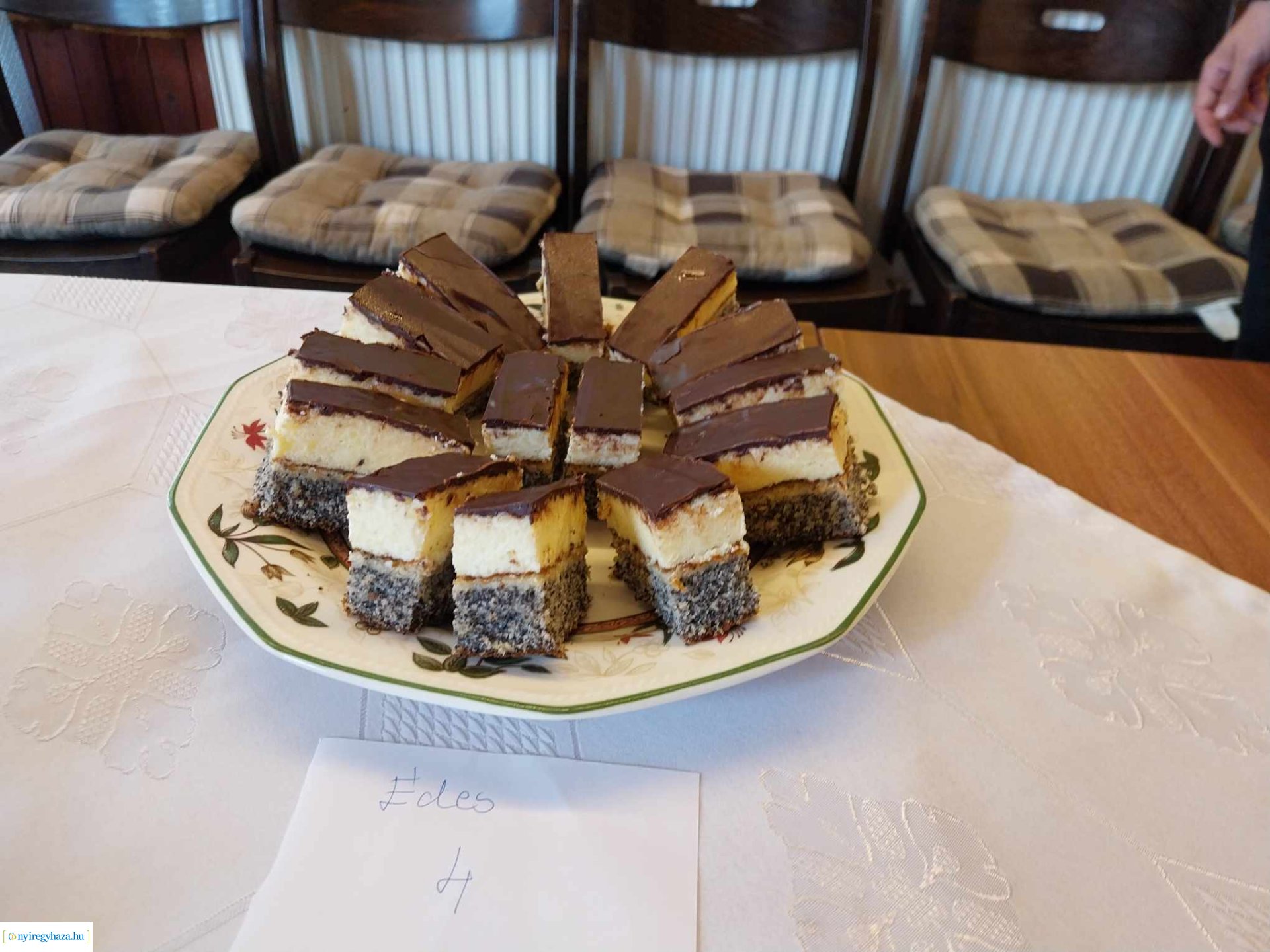 Orosi sütitsütő verseny