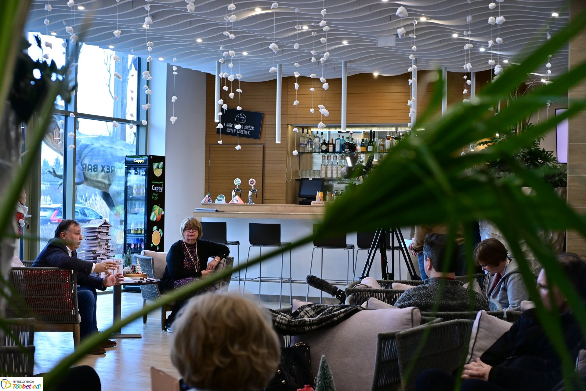 Oroszlán a fürdőszobában - kötetbemutató a Hotel Pangeában