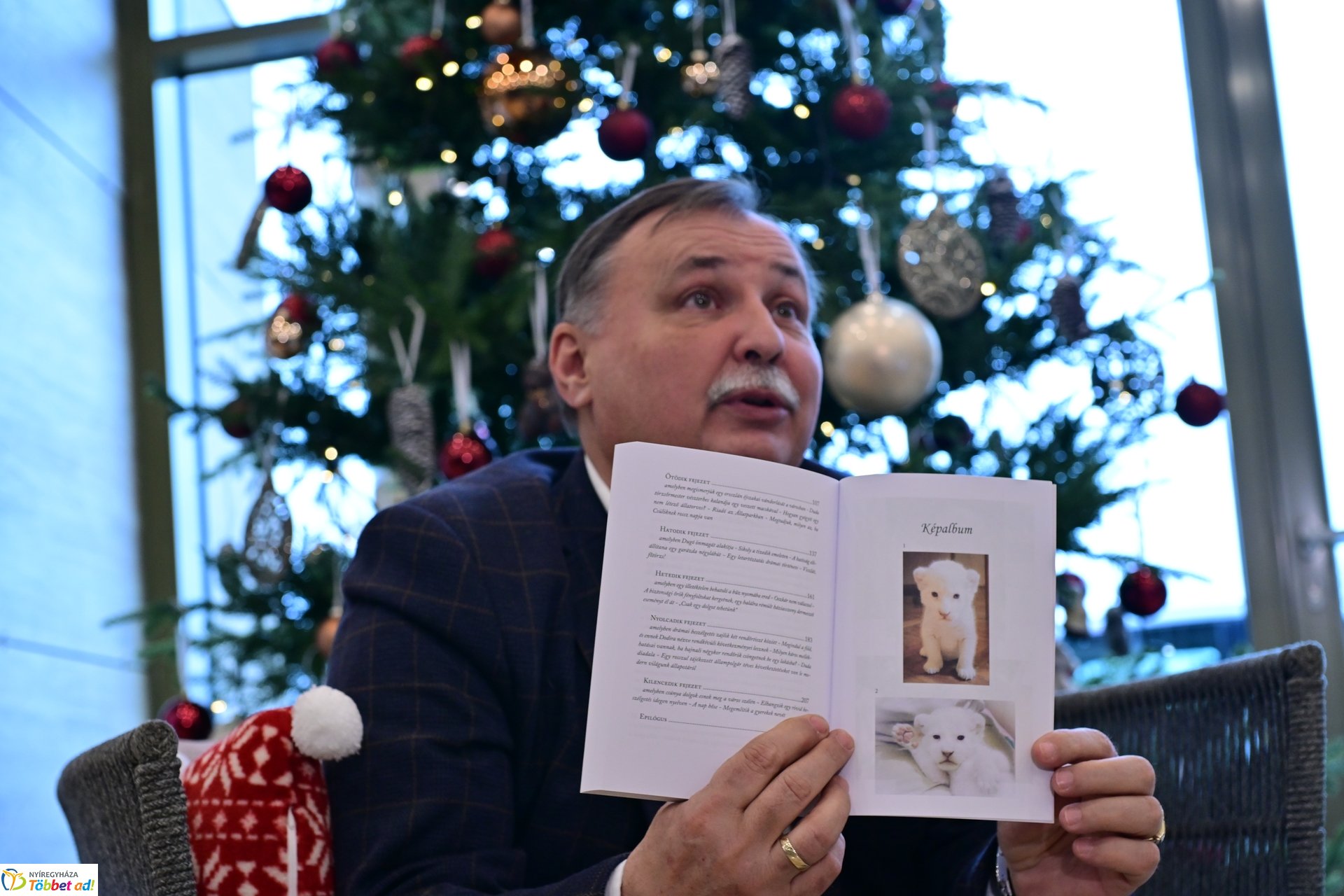 Oroszlán a fürdőszobában - kötetbemutató a Hotel Pangeában