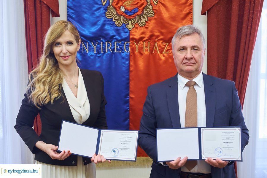 Országgyűlési képviselők megbízóleveleinek az átadása 2022