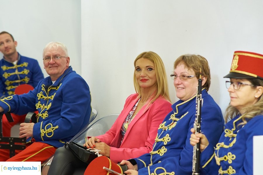 Országos Agora nyitás