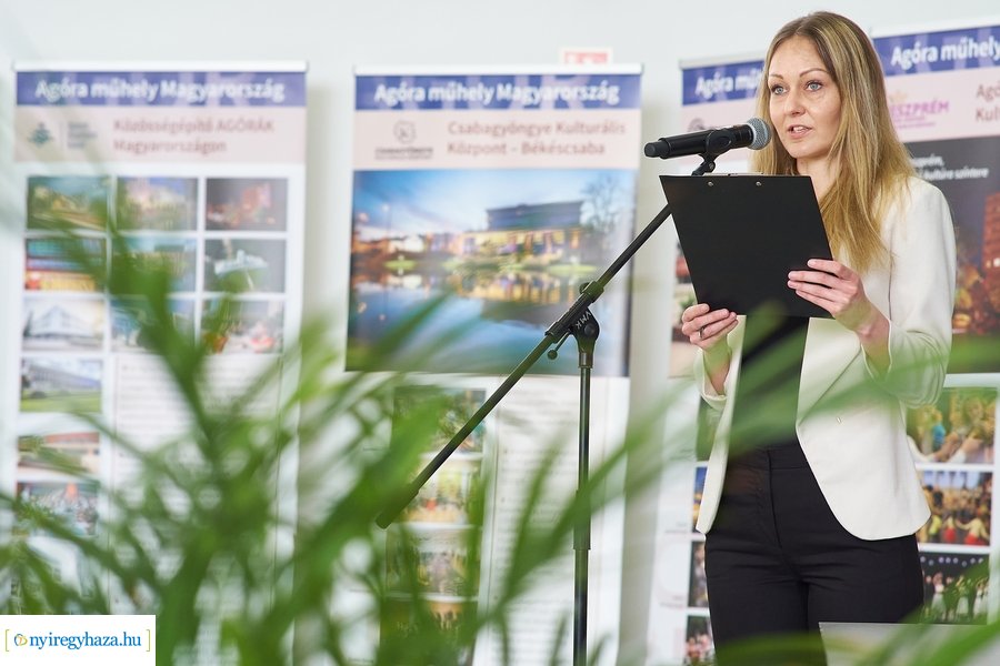 Országos Agora nyitás