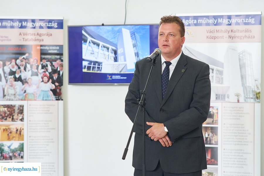 Országos Agora nyitás