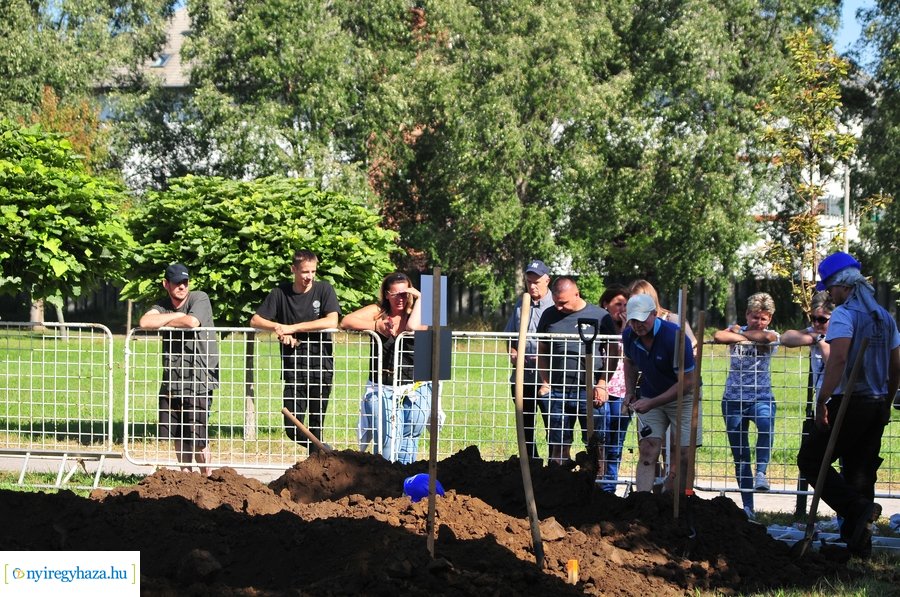 Országos Sírásó verseny Nyíregyházán - 2023