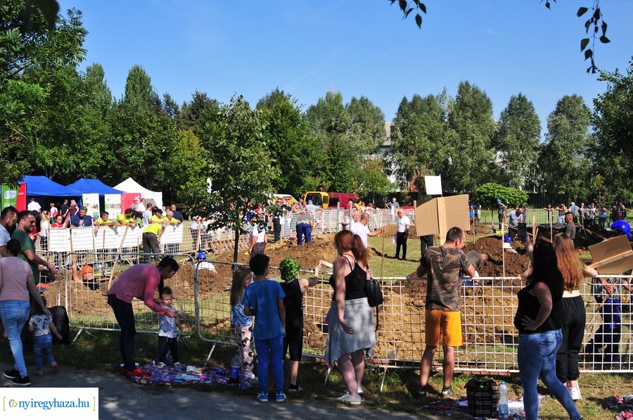 Országos Sírásó verseny Nyíregyházán - 2023