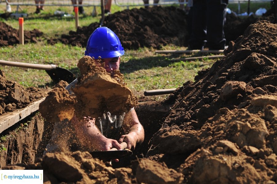 Országos Sírásó verseny Nyíregyházán - 2023