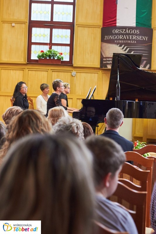 Országos zongoraverseny a Vikár iskolában