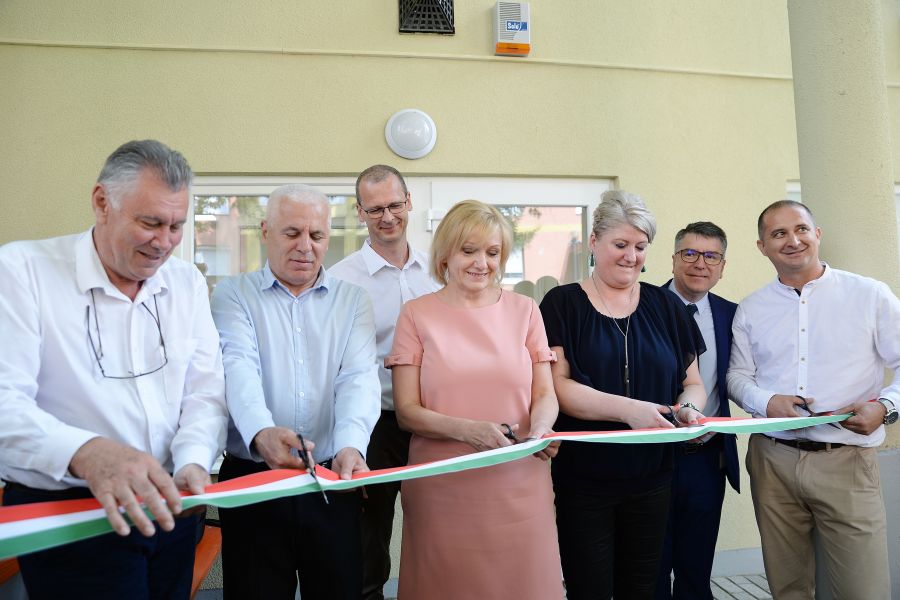 Orvosi rendelő átadás a Szent István utcán