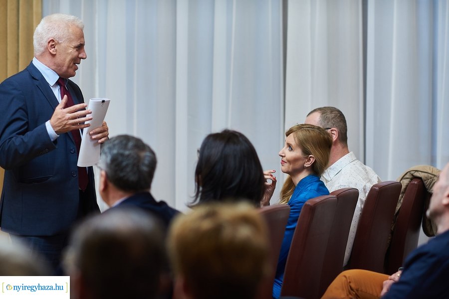 Orvostalálkozó a Városházán 20220309