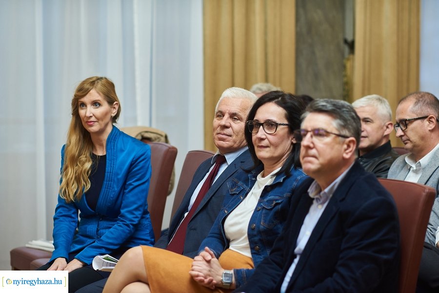 Orvostalálkozó a Városházán 20220309