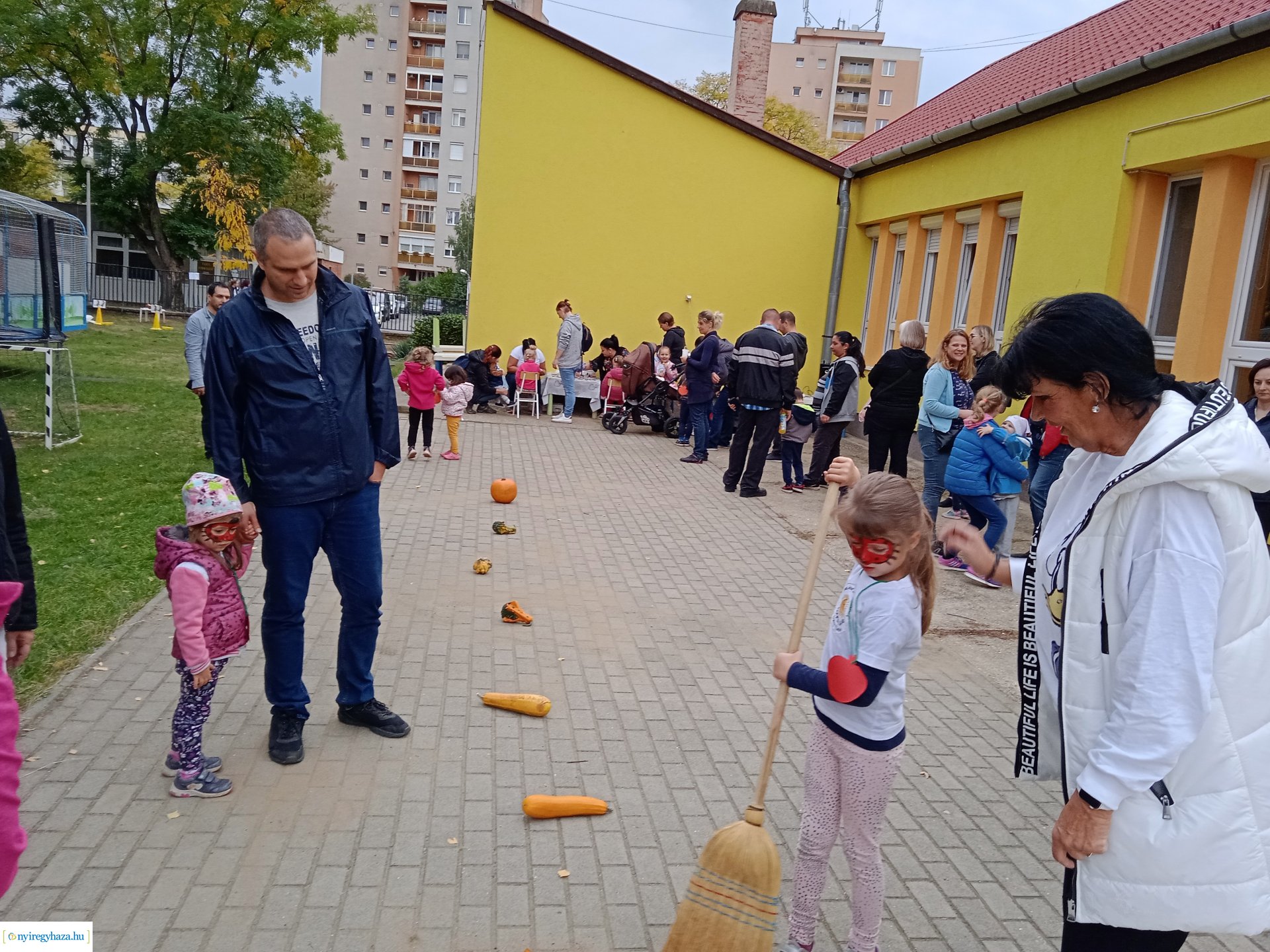 Őszi Kavalkád az Eszterlánc Északi Óvoda Napsugár Tagintézményében