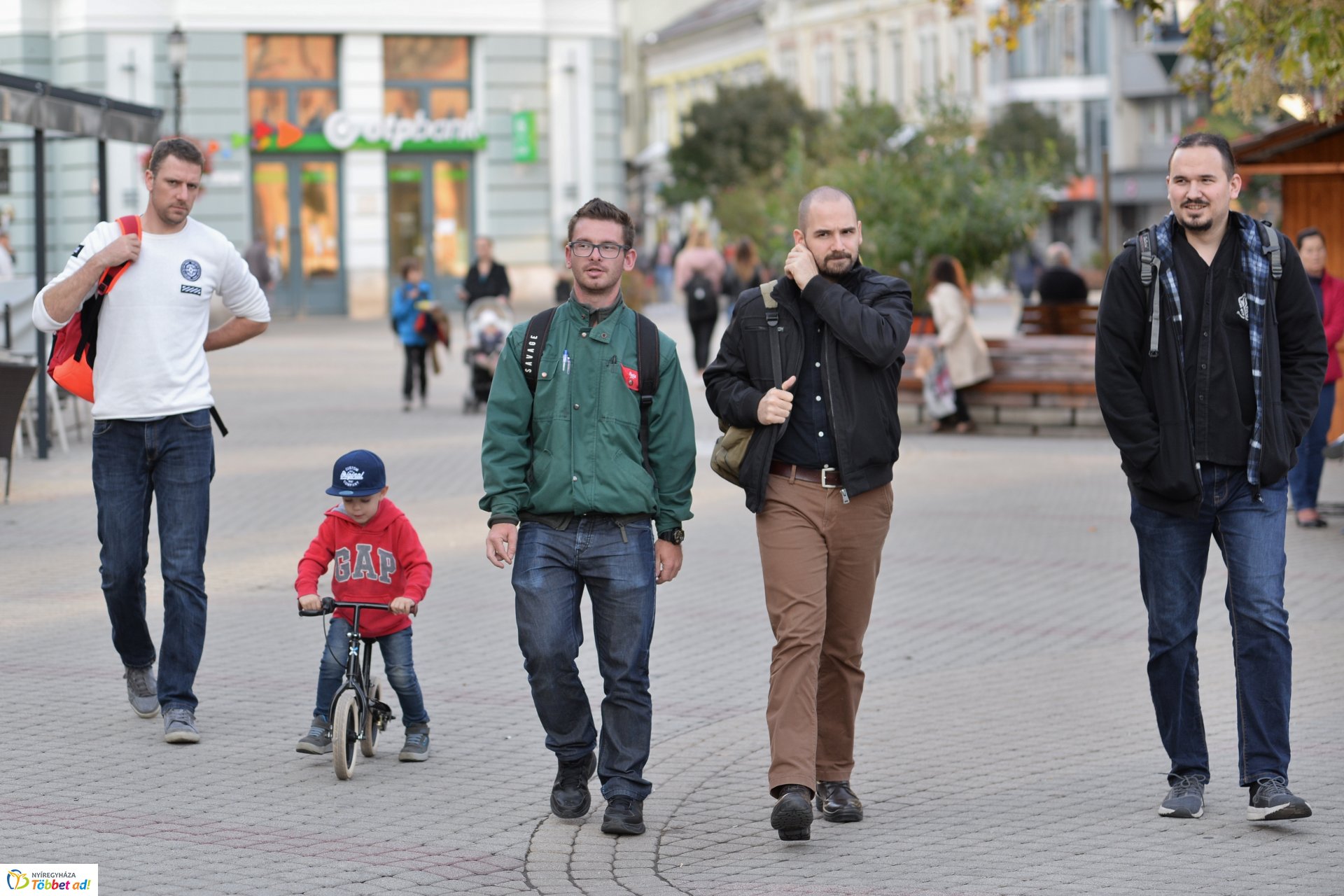 Őszi Zsongás a Kossuth téren