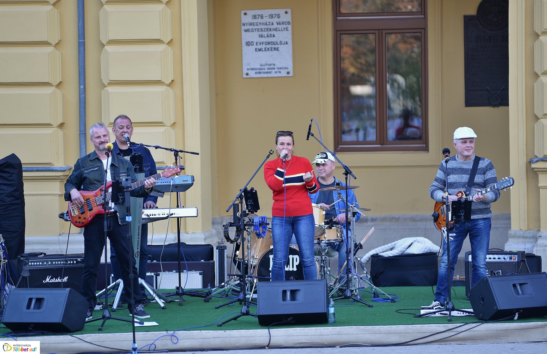 Őszi Zsongás a Kossuth téren